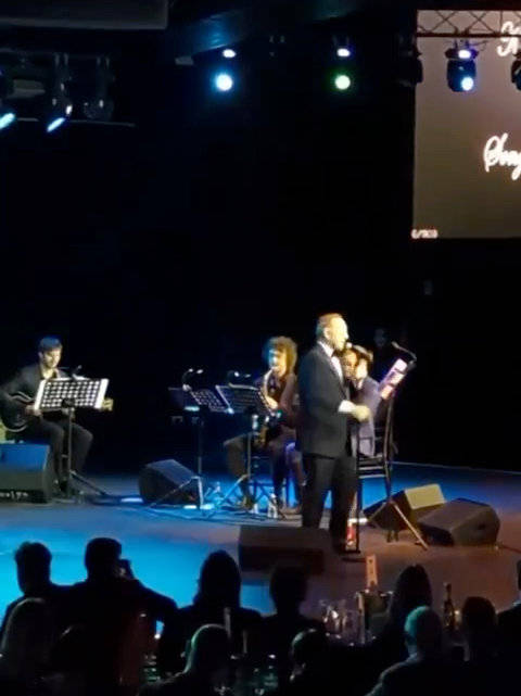 影帝凯文·史派西自曝无家可归，现居塞浦路斯打工