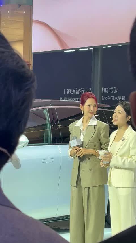 蔡少芬坦言压力大只在张晋面前落泪，别克至境世家成家庭移动港湾