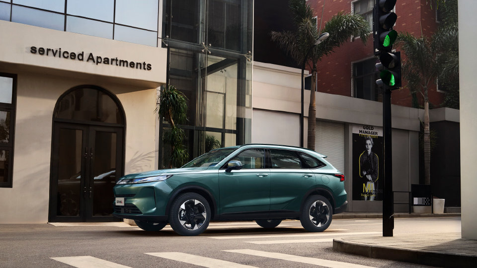 紧凑级预算，中型SUV的享受：哈弗H6L用价格重构价值标杆