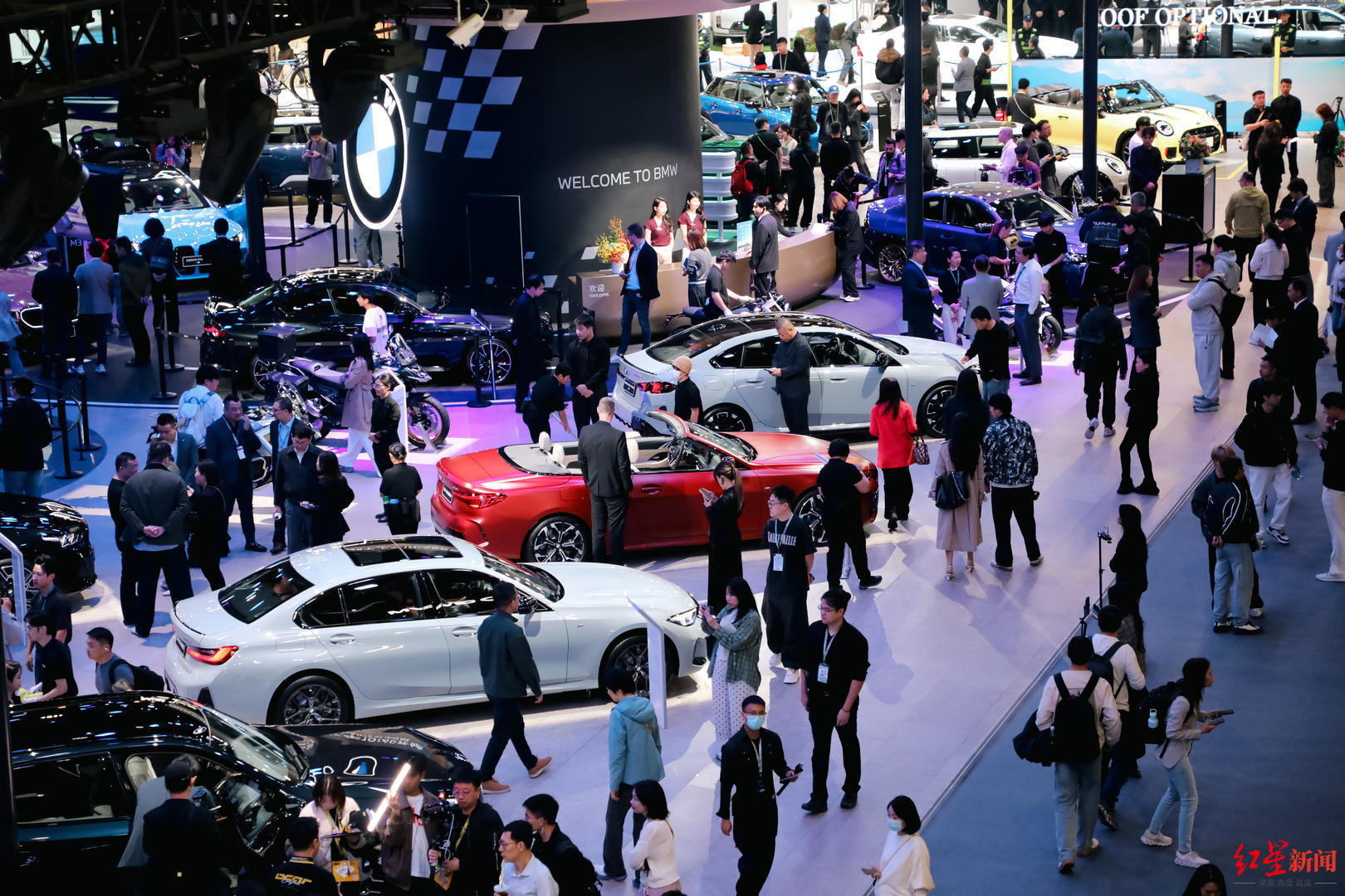 “靓”车型、“晒”技术 宝马集团超20款产品亮相羊城