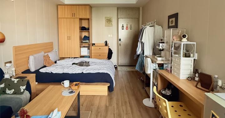 广州姑娘住25㎡“长条蜗居”，全屋一眼望穿，却挤下1室1厅1厨1卫