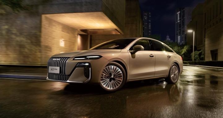 荣威M7 DMH广州车展正式发布：首发豆包深度思考大模型及场景