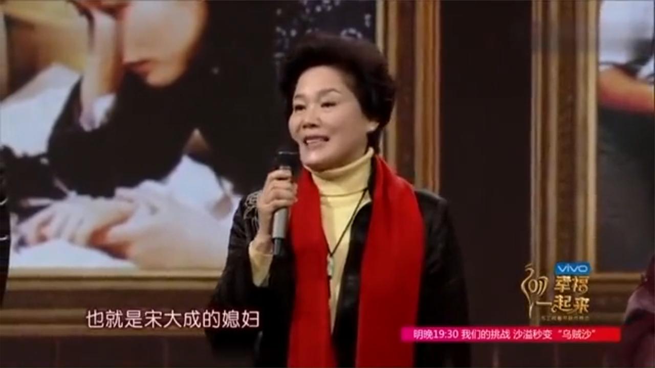 《渴望》原班人马隔二十六年重聚，张凯丽唱主题曲，听完满满回忆