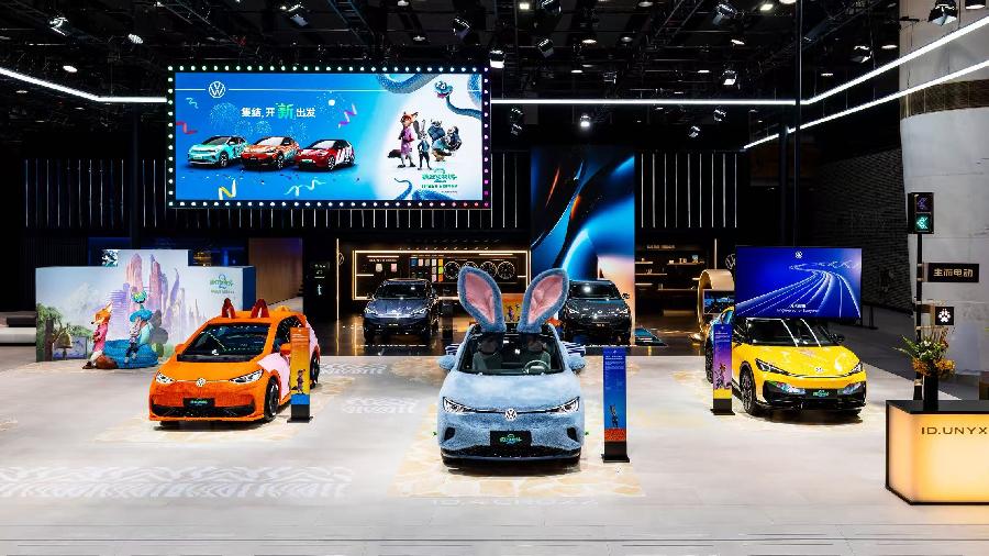 金标大众联名《疯狂动物城2》 与众06特别版成广州车展“显眼包”