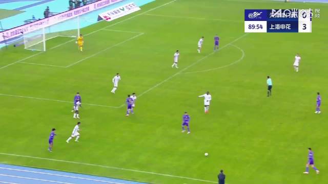 替补神兵！李嗣镕比赛尾声替补登场头球破门，比分变为1比3！