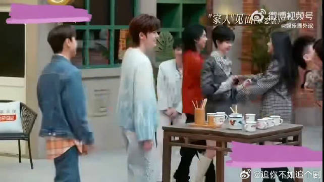 颜人中耳返故障引误会，汪苏泷调侃遭冷暴力