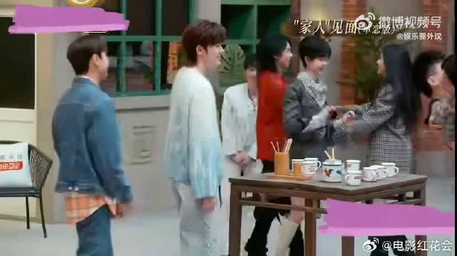 颜人中无视汪苏泷提问引热议