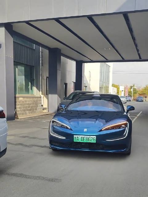 星河蓝这么快上牌了吗？