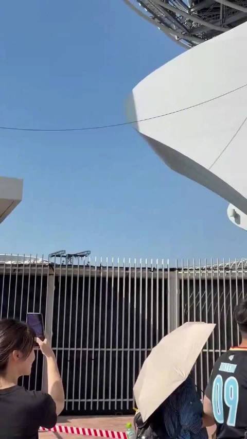 TWICE演唱会唱蔡依林的《日不落》！