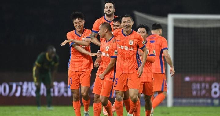 1500分首队！山东泰山伟大里程碑，4队积分过千，韩鹏完成目标