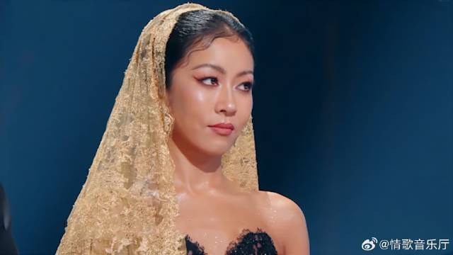 吉克隽逸杀疯了，无伴奏原声一放，简直惊艳全场！