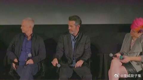 导演西蒙金伯格首挑大梁，获“镭射眼”力挺