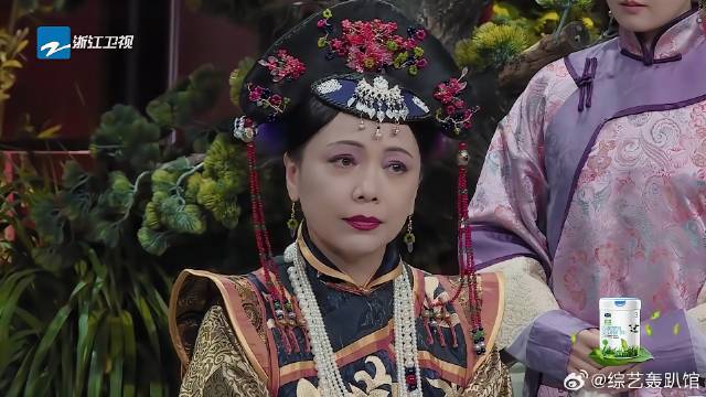 韩雪饰演玉莹，与邓萃雯如妃对戏，两人矛盾激发，太过瘾了