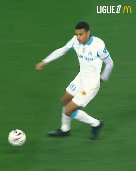 格林伍德在对阵尼斯的比赛中打进两球