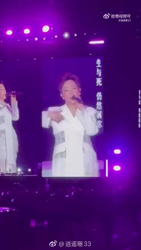 林忆莲经典金曲持续热播，演唱会两小时连唱展现超凡唱功