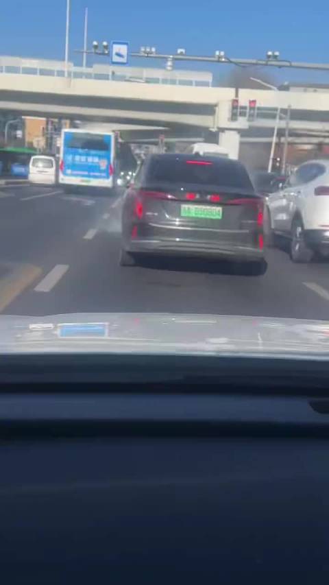 电车取暖耗电引担忧，车主吐槽不如混动