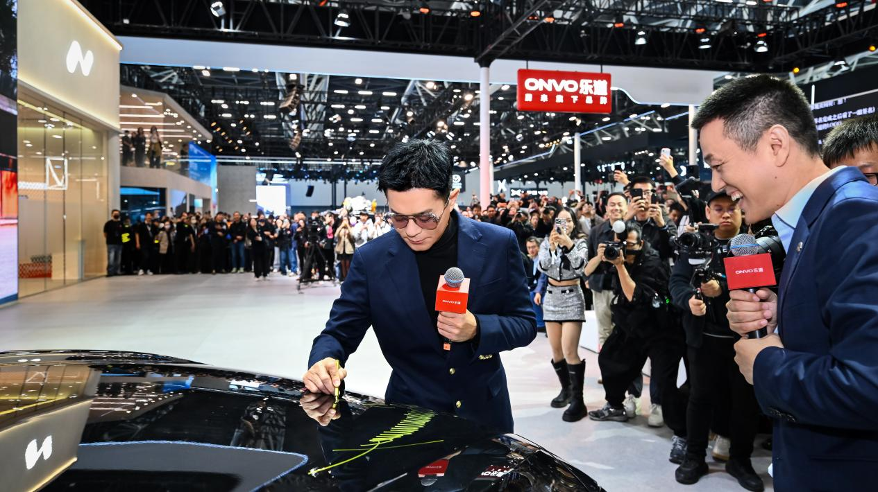 广州车展|双子星L90、L60持续热销 乐道385天交付破10万辆