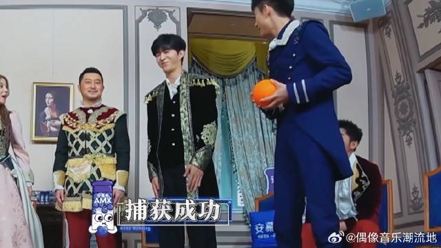 范丞丞刚上来就被淘汰 一点参与感都没，周深直接笑趴了！