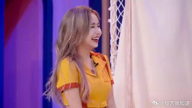 虞书欣与王耀庆同台演出，她从来没这么无语过