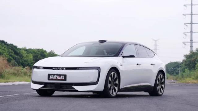 奥迪E5四车测试表现超预期，787匹马力实测快于官方数据