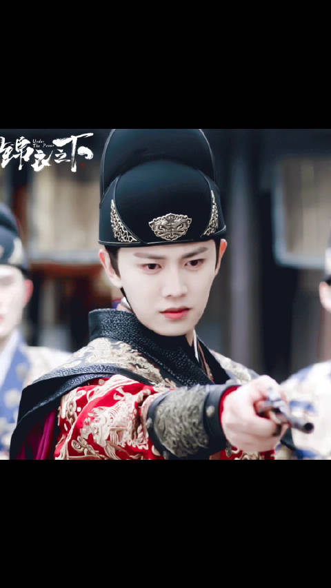 任嘉伦发文感慨世事变迁，提及锦衣之下角色陆绎