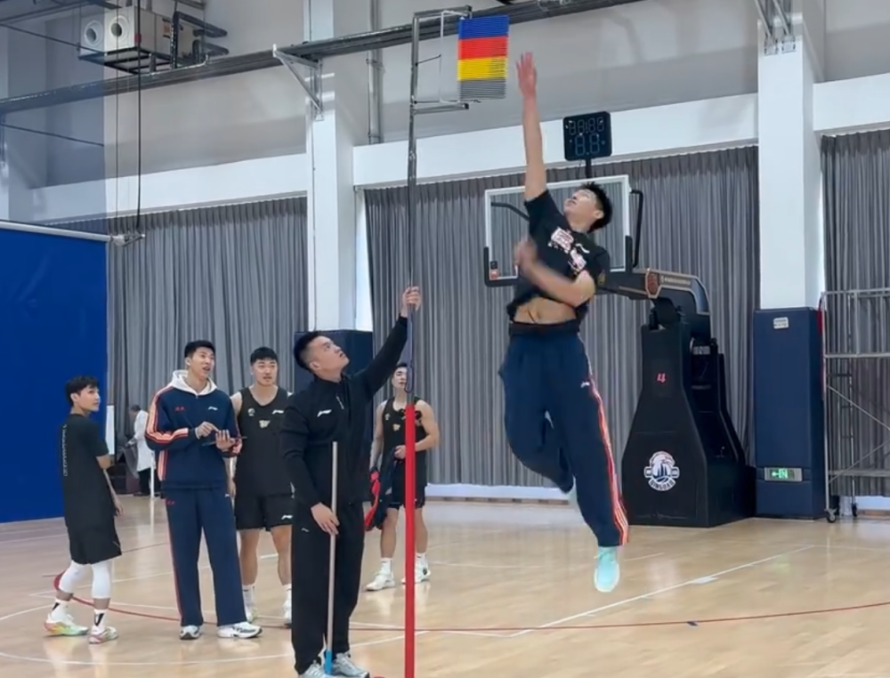 期待新赛季！崔永熙CBA体测全场冲刺跑成绩与徐杰接近 深蹲拿到满分