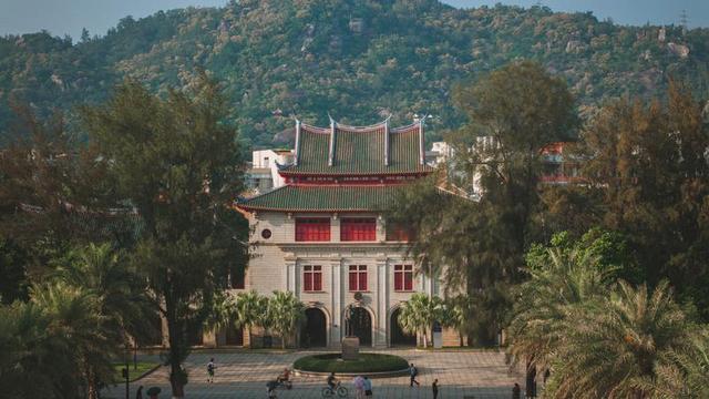 群贤楼（资料图片）