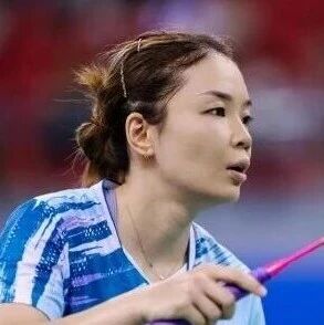 “凡尘”组合陈清晨发文告别国家队，曾与贾一凡搭档获巴黎奥运会羽毛球女双金牌