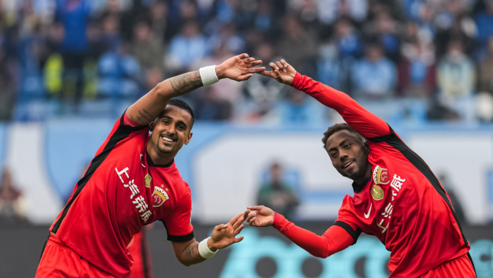 绿茵观察｜冬窗囤前锋，对上海海港的优先级不亚于边后卫