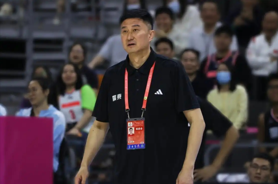 正式确定！杜锋新职位曝光，难怪李春江赶忙返粤，朱芳雨准备B计划