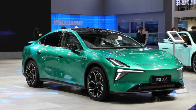 深蓝L06亮相广州车展，13.29万起售领跑15万级纯电市场