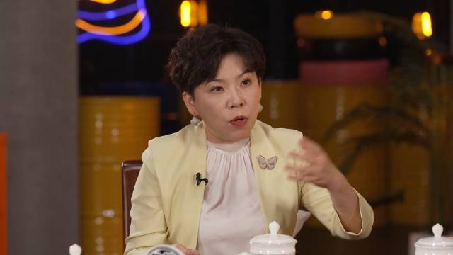 邓亚萍复盘全运会女单决赛，孙颖莎王曼昱比拼综合实力