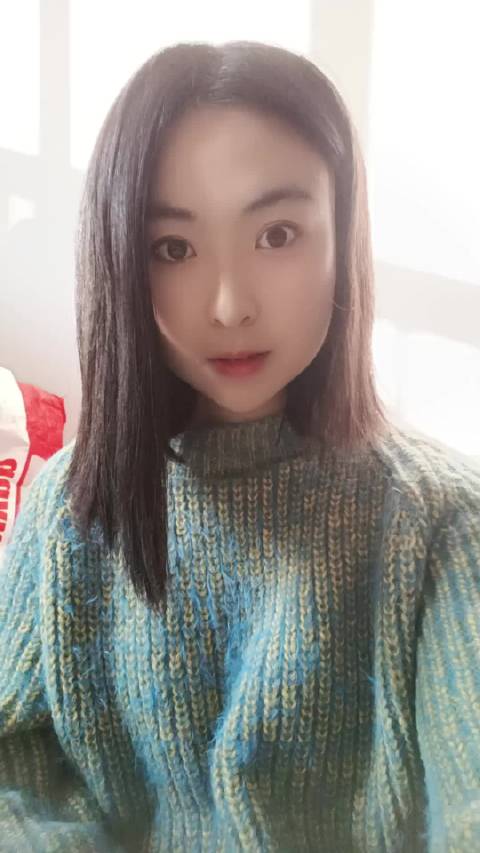 人与人之间最深刻的区分不在职业，而在心灵