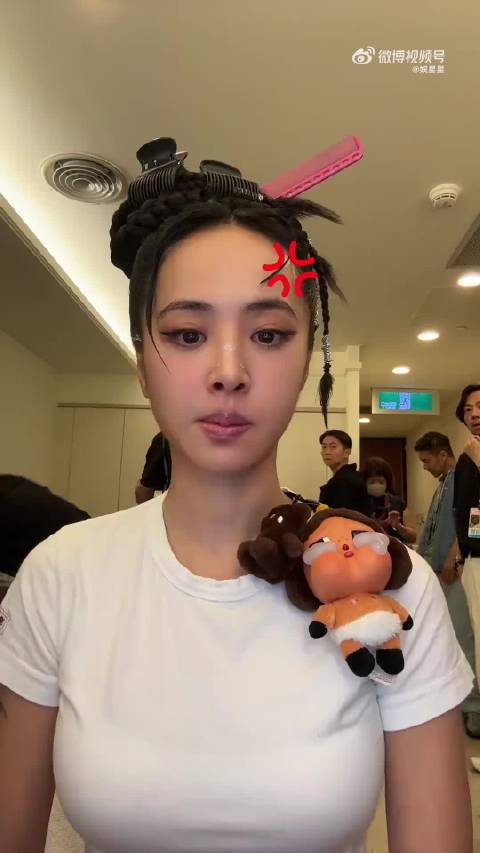 蔡依林25年容颜未变引热议