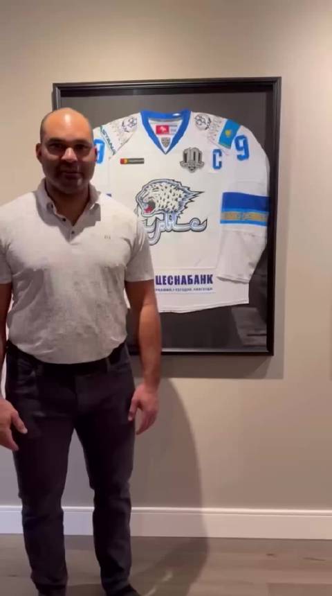 阿斯塔纳雪豹队成立26周年，老将奈吉尔·道维斯送祝福