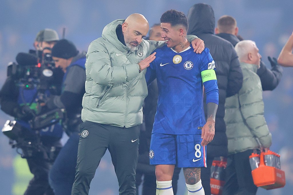 一场3比0大胜，赛后马雷斯卡和恩佐轻松加愉快。