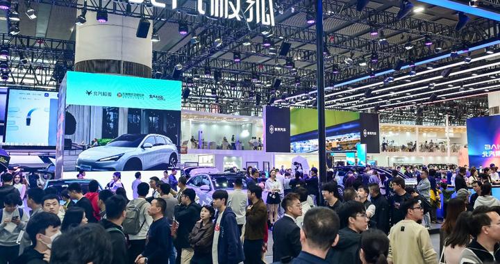 新阿尔法T5广州车展大出风头  12万买到“王炸组合”