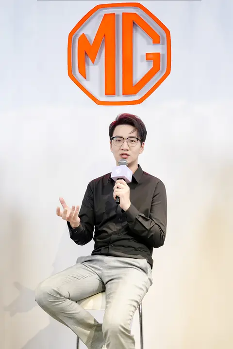 搭载半固态电池的MG4只要10万元？陈萃：百年品牌的新能源元年需要诚意