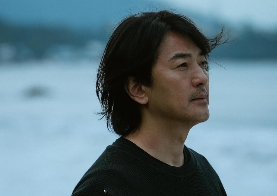 郑伊健突然宣布取消日本演唱会，原因系不可抗力，曾否认移民日本