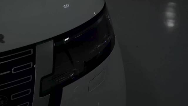 路虎揽胜融合越野基因与英伦奢华