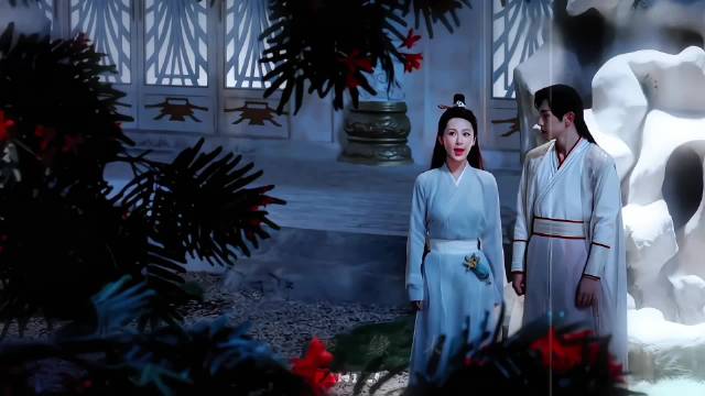 杨紫招牌动作唤醒香蜜剧迷，锦觅仙子故事引热议