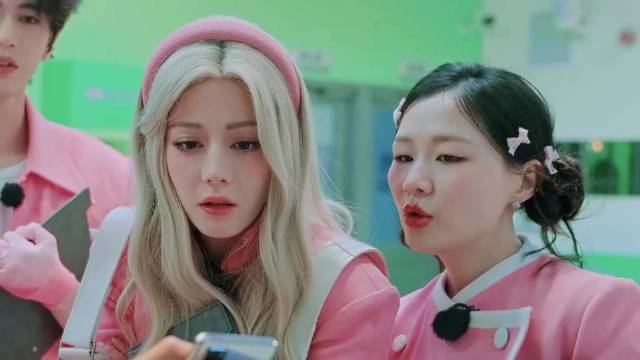 白宇周柯宇真是欢喜冤家，白宇指挥弟弟，周柯宇乖乖照做丨开推3