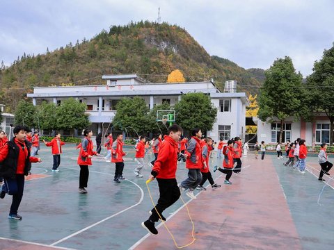 上汽大众“繁星计划”：一场照亮童年的教育长征