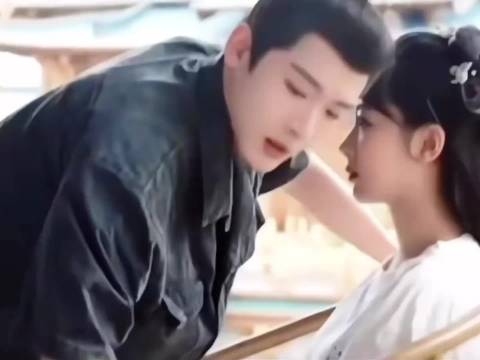 花絮里的紫妹好好看 一双卡姿兰大眼睛好灵动 杨紫 张晚意 长相思 花絮