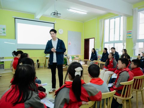 上汽大众“繁星计划”公益助学：用十年，陪一代人长大