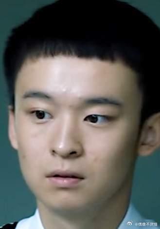 你会选择自己喜欢的人，还是喜欢自己的？