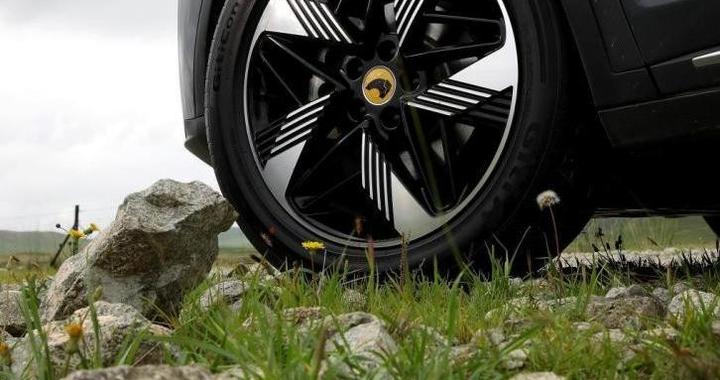 资深车评人告诉你：新能源汽车专用轮胎推荐怎么看