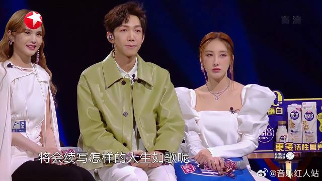 AB组盲选完成，众歌手合力，献唱《光阴的故事》