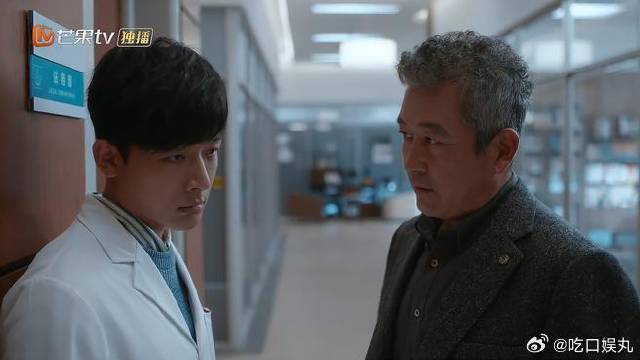 陈辉坚定的表示自己没有抄袭，院长听后，松了一口气