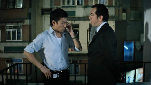 《无间道》刘建明：一个眼神识破黄Sir双耳机，卧底直觉太绝了